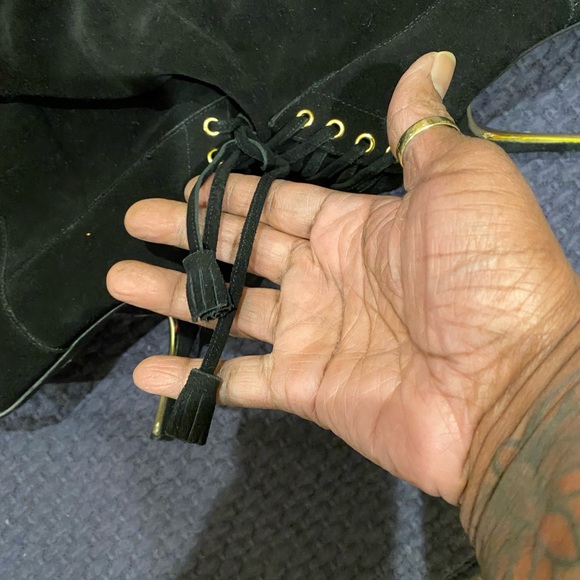 Boots - Picture 9 of 11